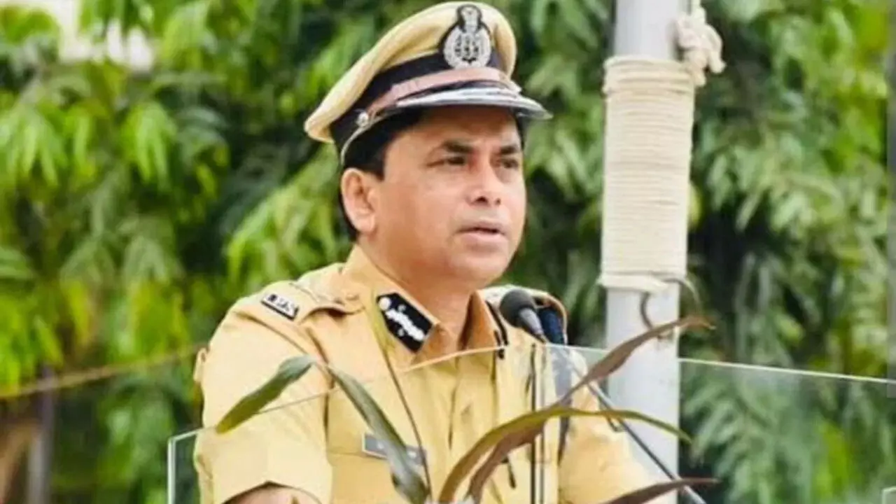 IPS सस्पेंड: जांच रिपोर्ट पर बड़ा एक्शन, 1997 बैच के IPS अफसर बिहार के हैं रहने वाले, जानिये क्यों हुई इतनी बड़ी कार्रवाई