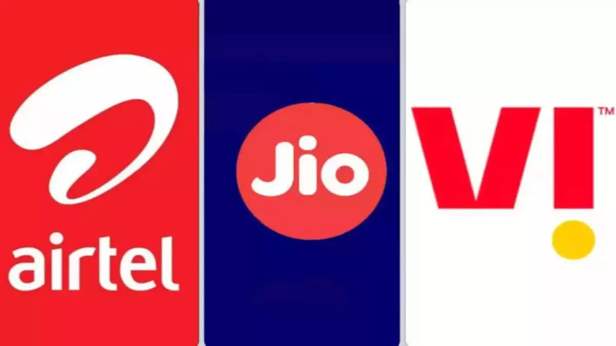 मोबाइल रिचार्ज हो गया महंगा, JIO, AirTel के बाद अब Vi के भी प्लान हो गये महंगे, जानिये क्या होगी कीमत