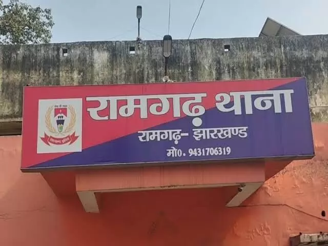 महिला की अश्लील फोटो/ विडियो वायरल करने के मामले में जांच करने पहुंची पुलिस टीम पर हमला, दारोगा समेत 2 घायल