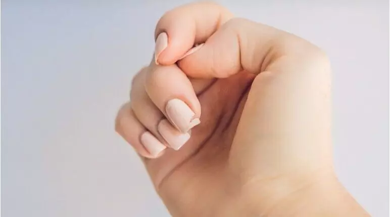 Nail Care Tips : बारिश में ऐसे रखें अपने नाखूनों का ख्याल, वरना हो सकता है इंफेक्शन