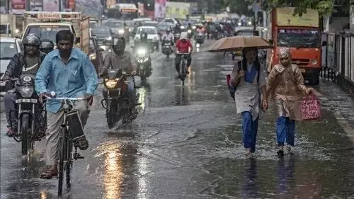 झारखंड में आज बारिश: चक्रवात डाना का झारखंड में भी दिखेगा असर, कई जिलों में बारिश और वज्रपात की आशंका