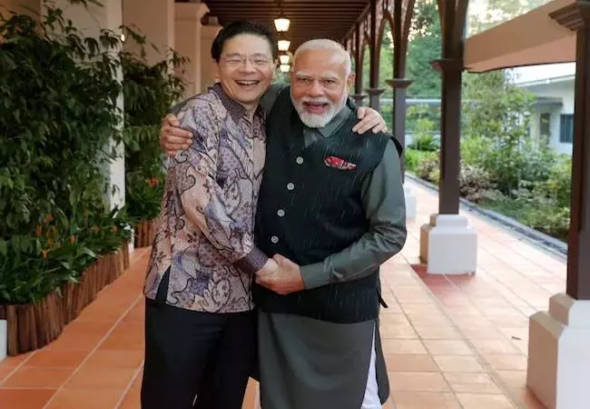 PM Modi Singapore Visit: प्रधानमंत्री मोदी ने की सिंगापुर के PM से मुलाकात, इन 4 प्रमुख समझौते पर हस्ताक्षर