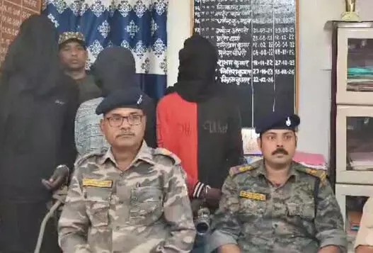 कमांडर समेत PLFI के तीन उग्रवादी गिरफ्तार, लेवी वसूलने की थी प्लानिंग, तभी पुलिस ने दबोचा