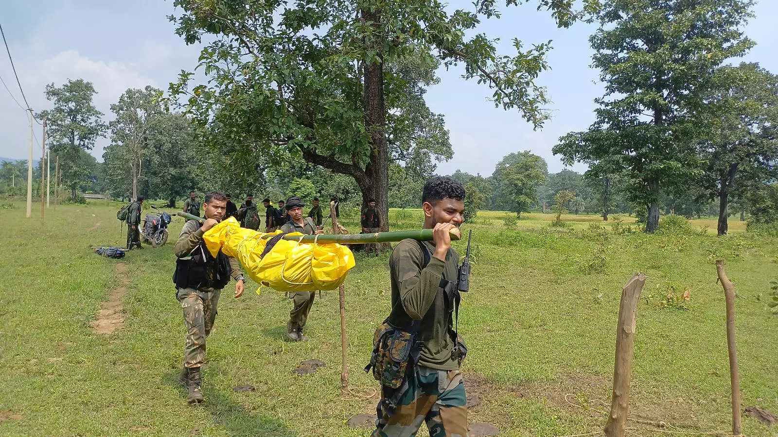 1.30 करोड़ के नक्सली मारे गये: नक्सल आपरेशंस में सबसे बड़ी कामयाबी, 18 पुरुष व 13 महिला नक्सली मारी गयी, देखिये हथियारों व नक्सलियों की लिस्ट