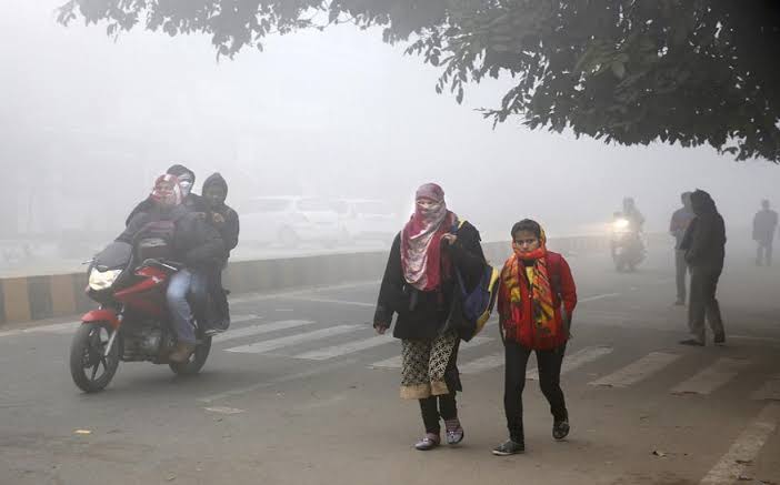 Weather Alert : झारखंड में तेजी से गिरेगा तापमान, ठिठुरन वाली सर्दी अगले सप्ताह से होगी शुरू….. शीतलहरी भी चलेगी ..