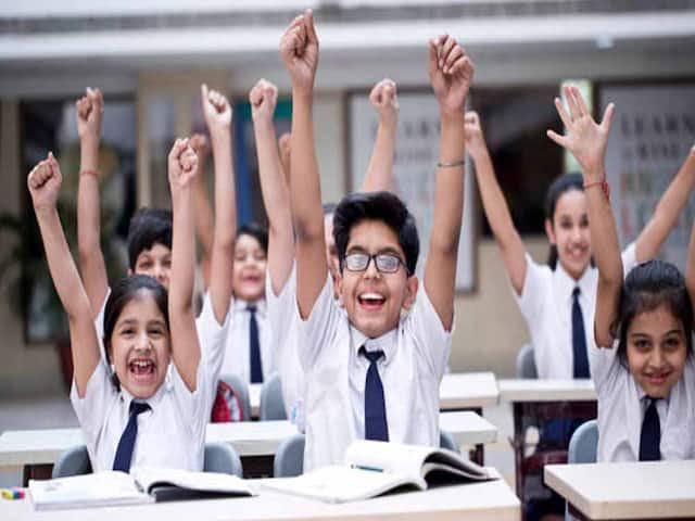 School Holiday List 2023 : नए साल में छुट्टियों की भरमार , इतने दिन बंद रहेंगे स्कूल.. देखें पुरी लिस्ट