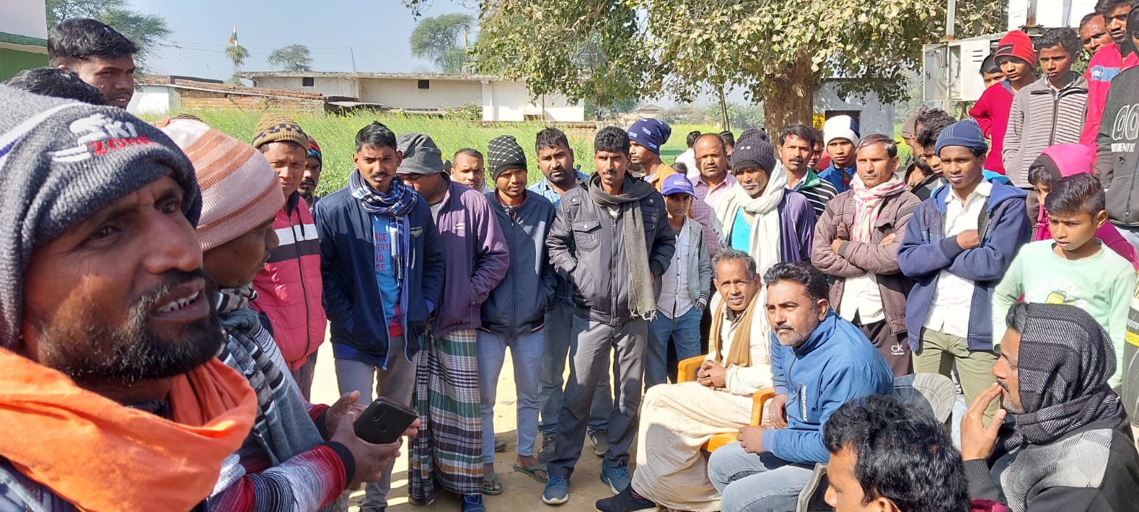 ब्रेकिंग: स्कूल से दो छात्रा गायब... पेट दर्द की दवा खाने की बात कह स्कूल से ली थी छुट्टी....प्रबंधन और प्रशासन जांच में जुटी