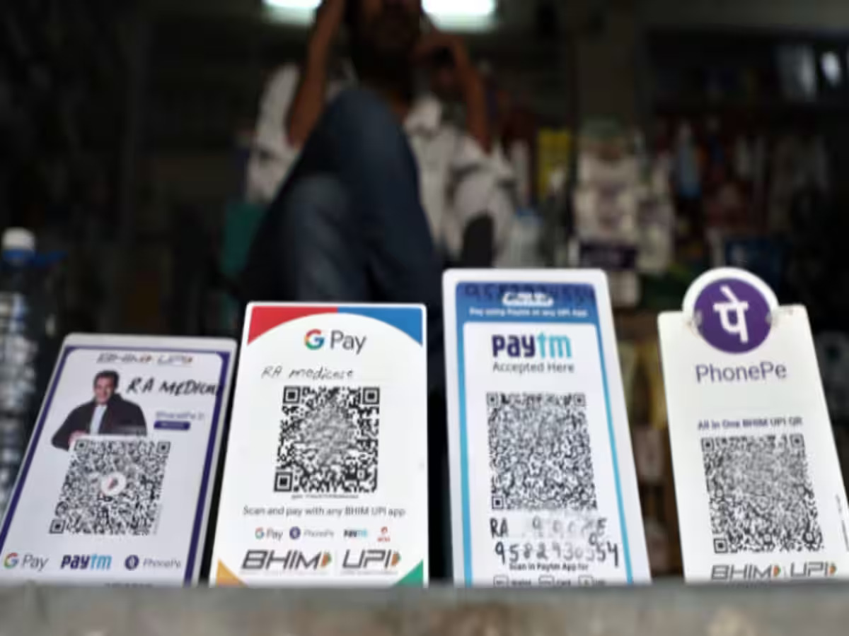 SBI के ग्राहकों को Phone Pay सहित सभी UPI पेमेंट में आ रही है दिक्कत, बैंक ने दी अर्जेंट जानकारी और बताई वजह