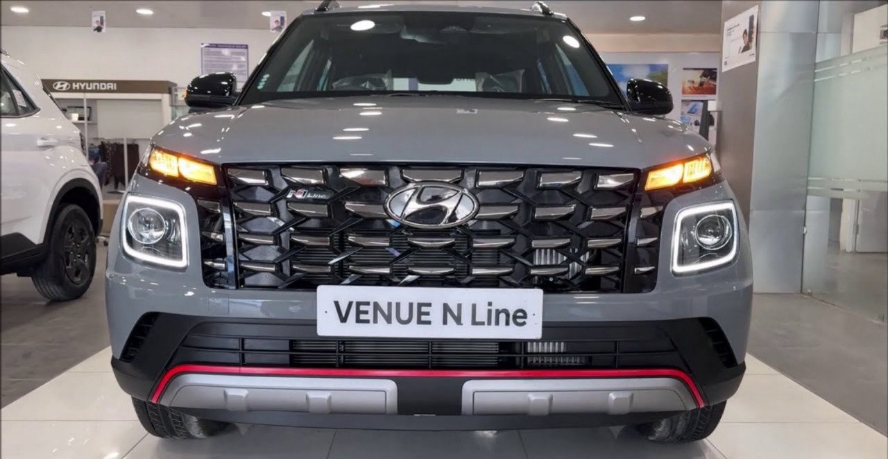 Hyundai ने launch की मजबूत फीचर्स वाली New Hyundai Venue कार