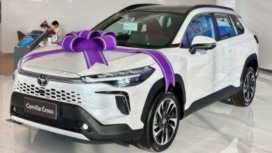 XUV 700 को मार्केट से भगाने आ रही बेहतरीन फीचर्स वाली Toyota Corolla Cross की SUV कार