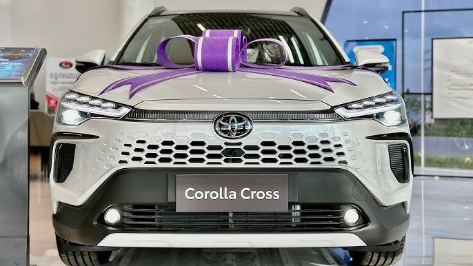 लक्ज़री look में launch हुई प्रीमियम फीचर्स वाली Toyota Corolla Cross की SUV कार