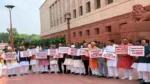 झारखंड के छात्रों पर कार्रवाई का मुद्दा संसद तक पहुंचा, BJP सांसदों ने लगाए नारे… राहुल गांधी पर भी साधा निशाना